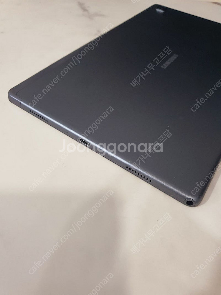 갤럭시 탭A7 그레이 64G S급매우깨끗 케이스포함 13만원 판매합니다--3